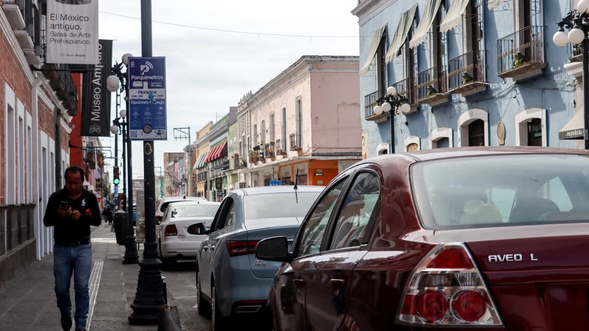 Luz verde al cobro de parquímetros después de la cuarta hora