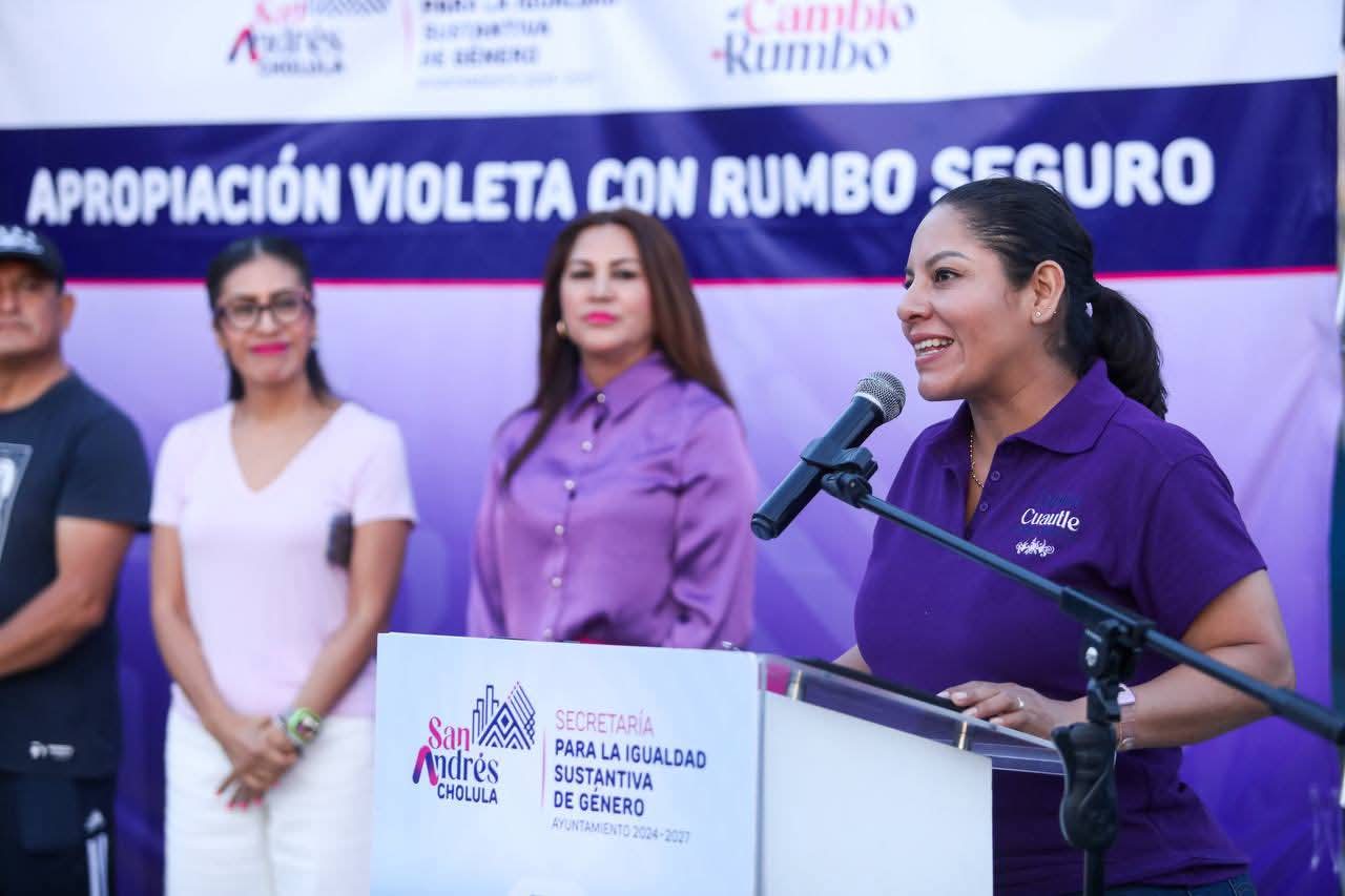 Inauguran torneo femenil en cancha rehabilitada de Cacalotepec, SAN ANDRÉS CHOLULA.