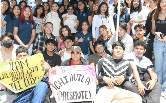 BUAP da bienvenida a estudiantes del Complejo Regional Mixteca y Prepa Simón Bolívar