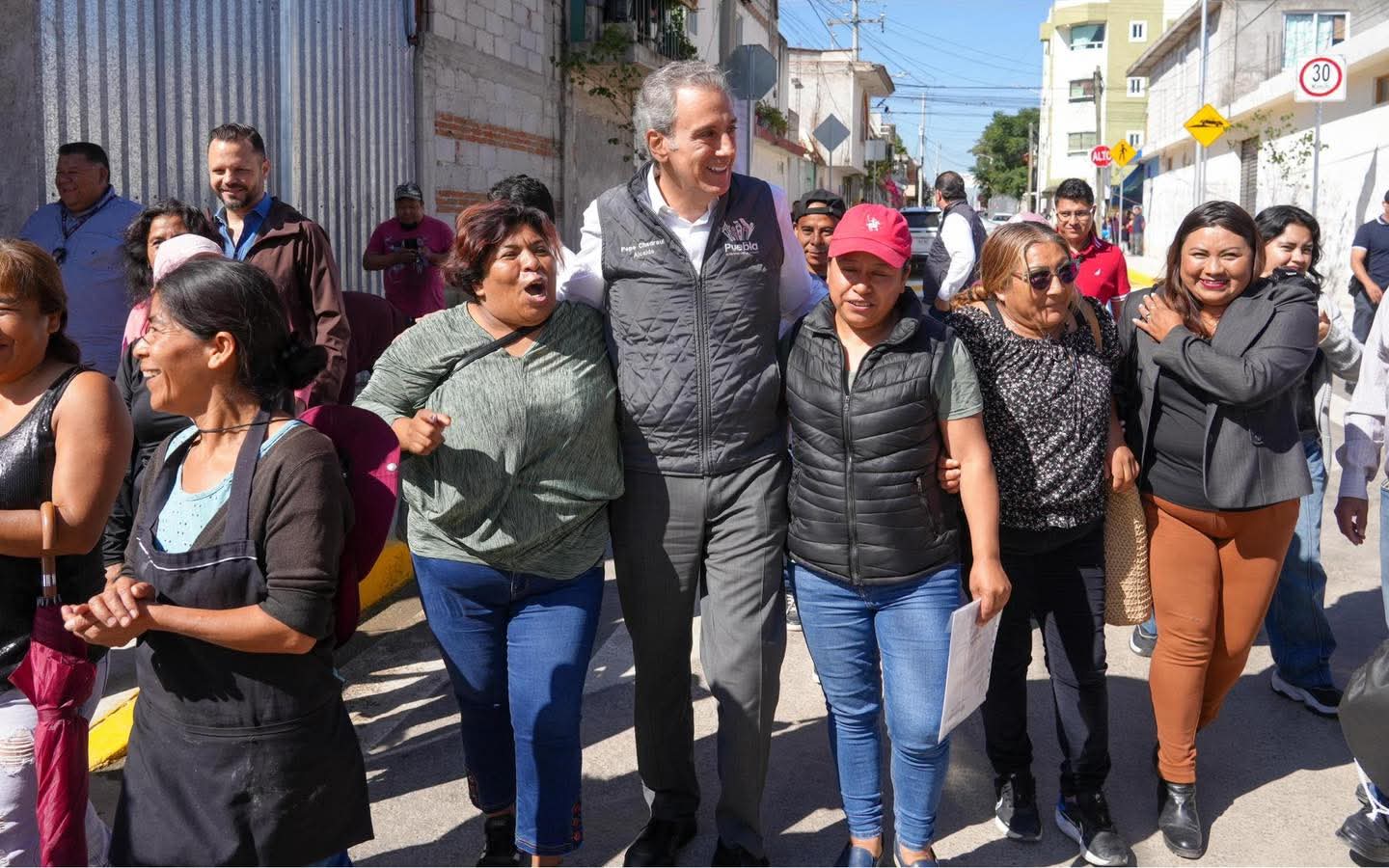 Puebla capital reporta avances en bienestar social: Pepe Chedraui