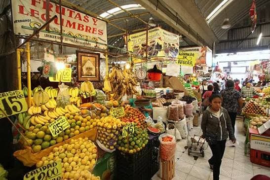 Rehabilitación de mercados en Puebla avanza al 60 %