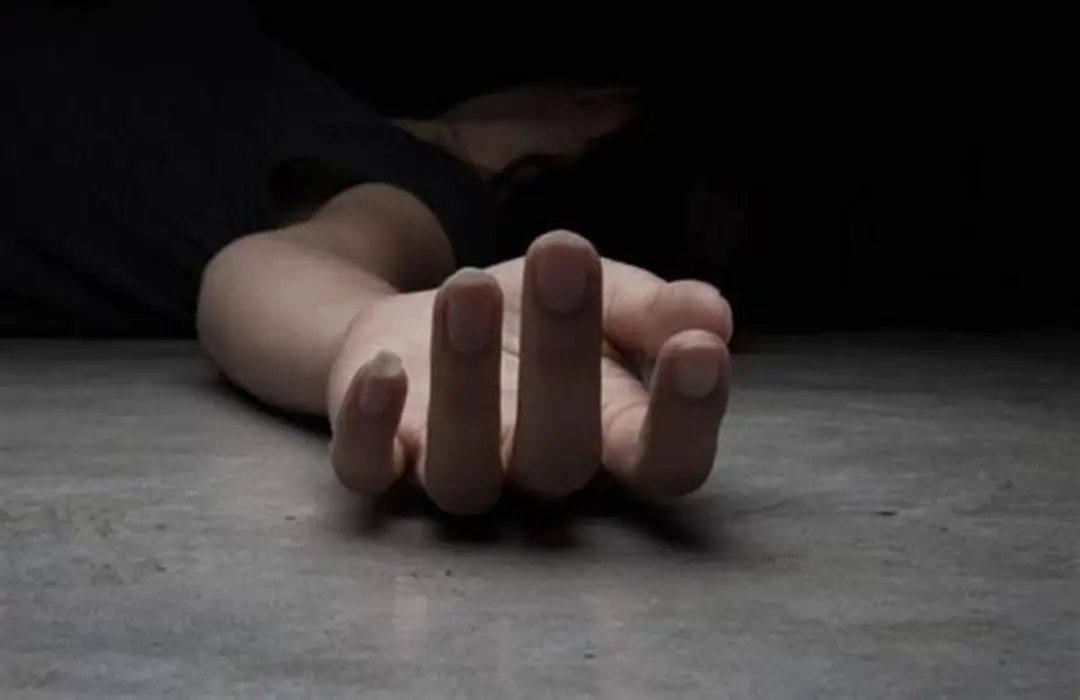 Menor sobrevive tras caer de puente en Tlaltelulco