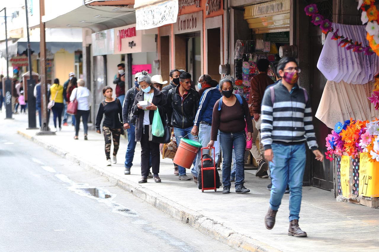 Clausuran y multan a más de 180 negocios en Puebla durante septiembre