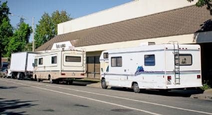 CBP localiza a 43 migrantes en casa rodante en Texas