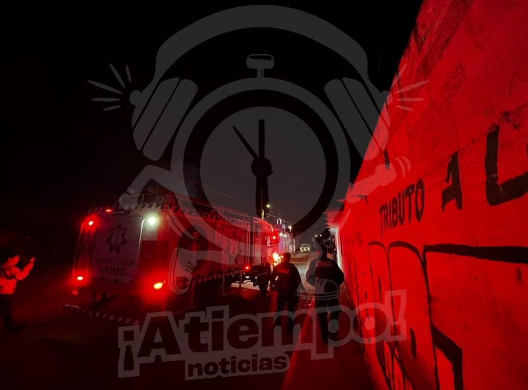 Alerta en Coronango por incendios en recicladora y camión