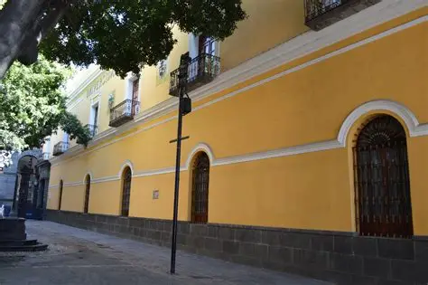 BUAP investigará agresión contra Lilia Cedillo y universitarios