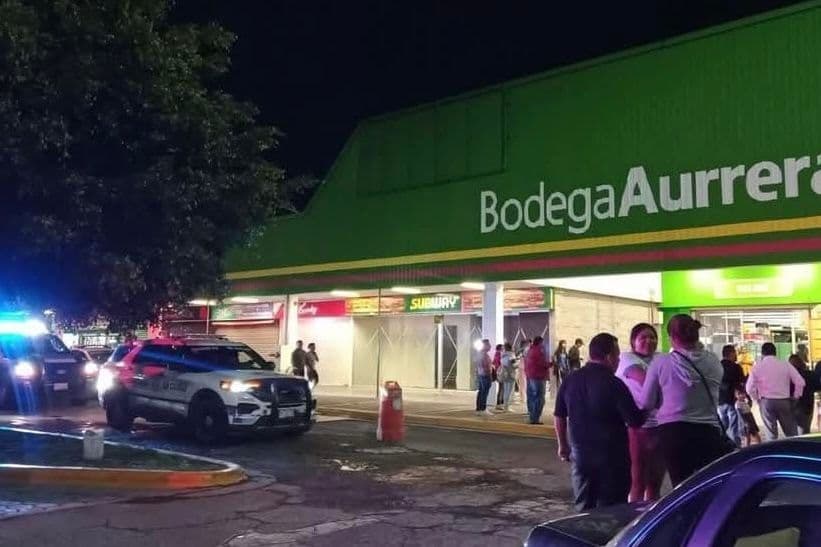 Asalto en Bodega Aurrerá de Xilotzingo