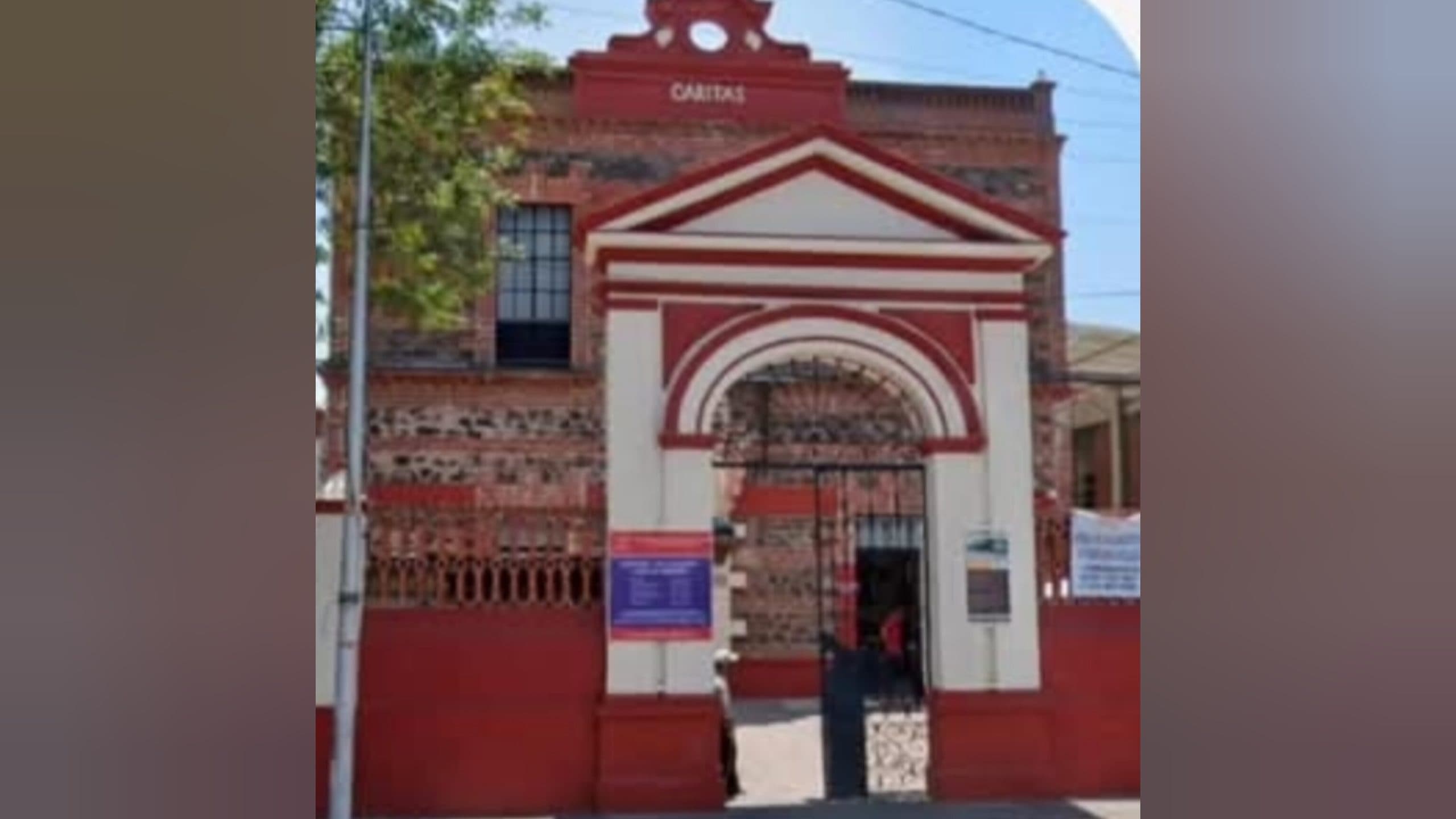 Cáritas Puebla entrega ayuda a comunidades de la Sierra Norte