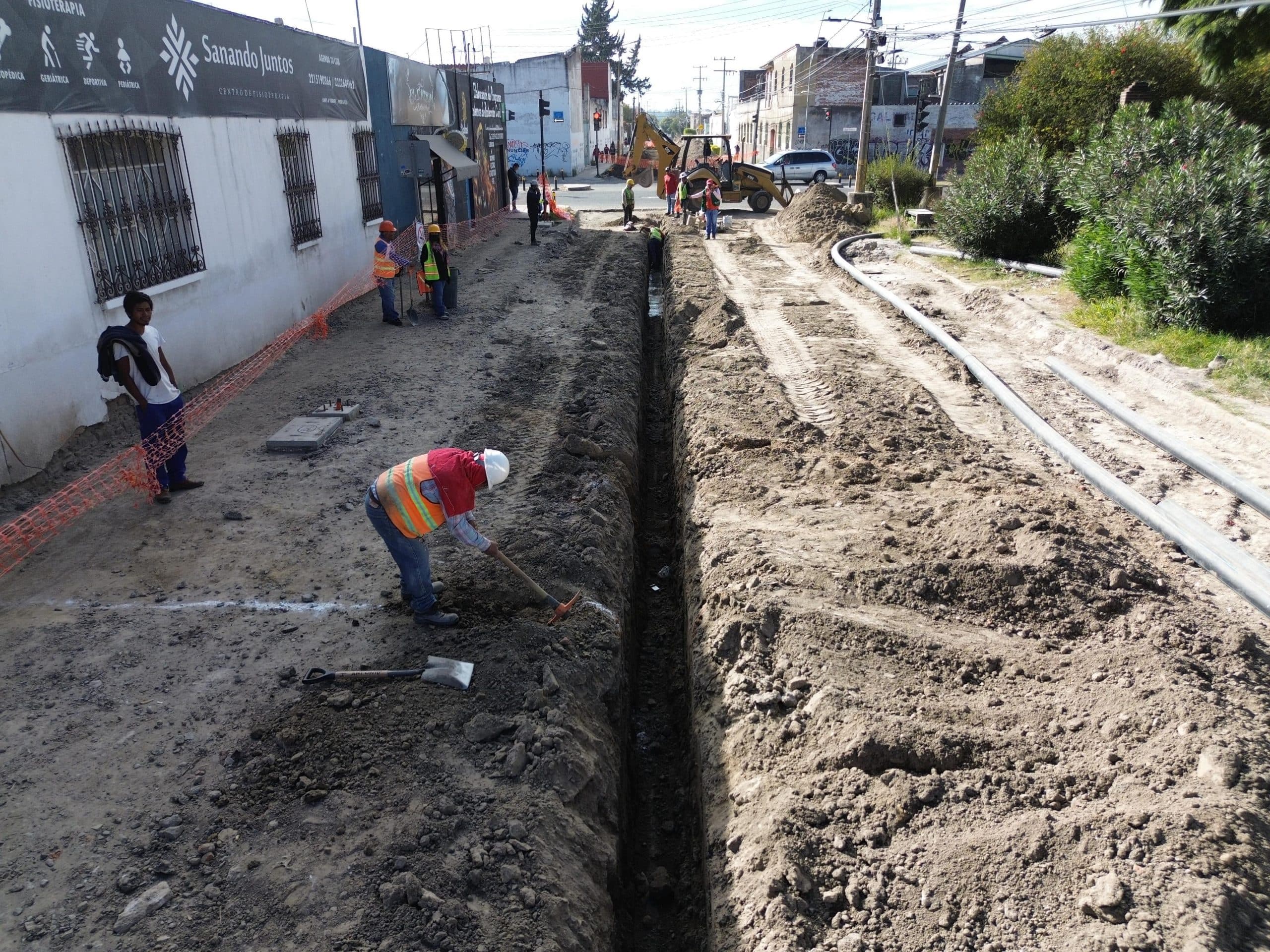 Supervisa Ayuntamiento de Puebla rehabilitación vial en la 30 Norte de Xonaca