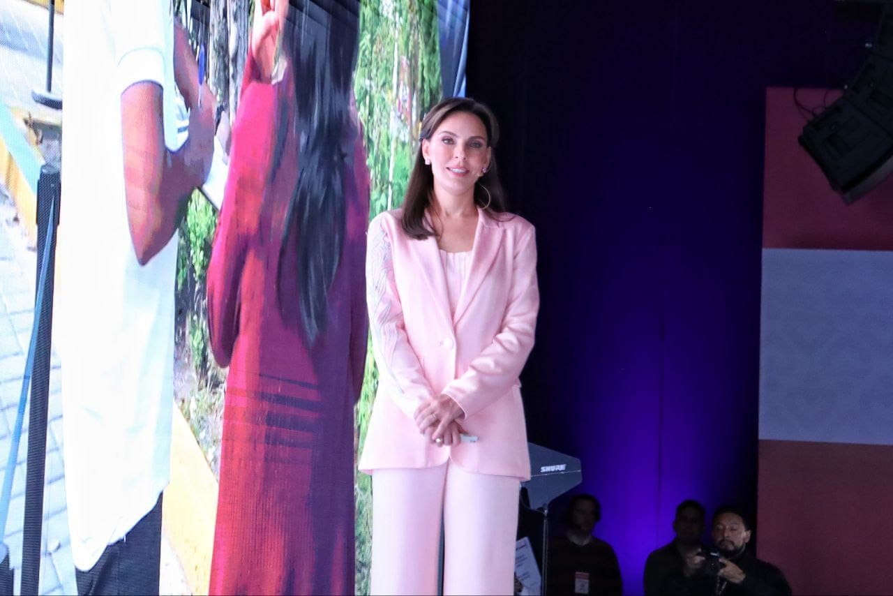 MariElise Budib rinde su Primer Informe al frente del DIF Municipal Puebla