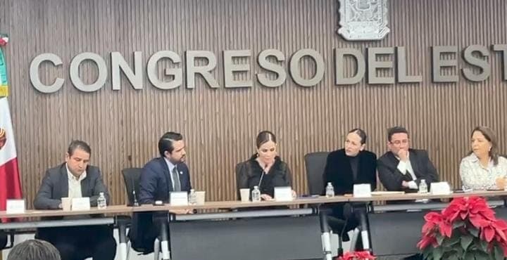 Empresarios y académicos forman consejos para que Congreso legisle