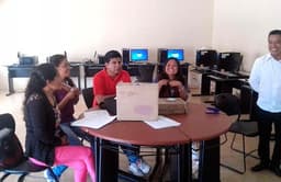 INEA aborda alfabetización en personas adultas