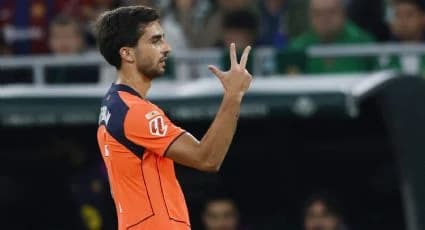 Barcelona remonta y mantiene el liderato en LaLiga